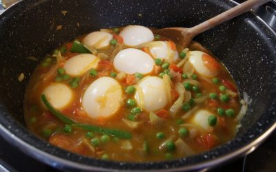 Curry van eieren en erwten