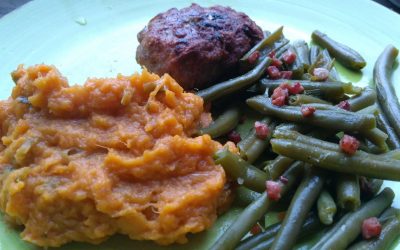 Komkommer-dille ijs en zalige zoete aardappel puree
