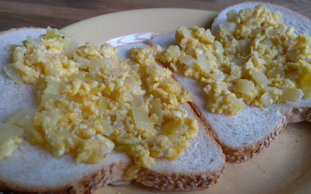 Egg ‘n Cheese-Onion