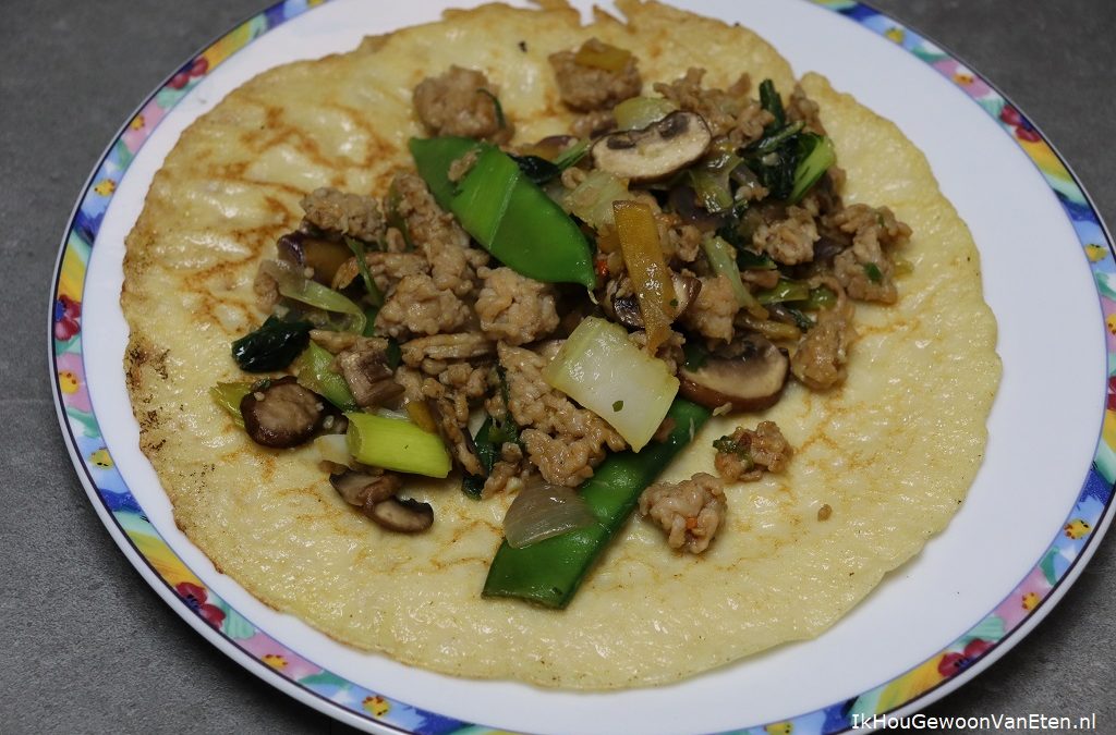Pannenkoeken met kipgehakt en roerbakgroenten