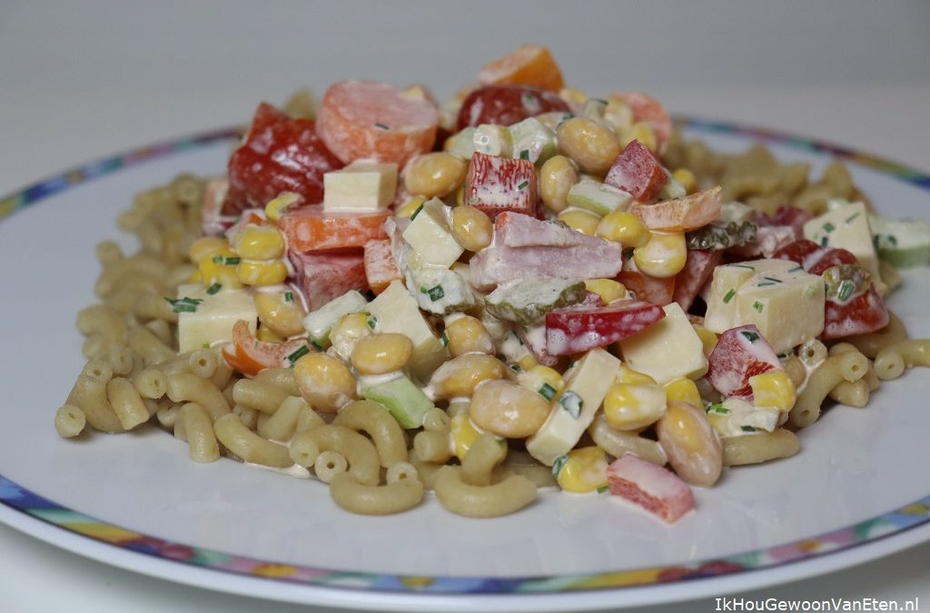 Pastasalade met lupinebonen