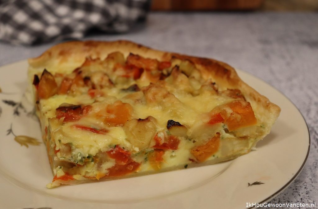 Hartige taart met pastinaak, paprika en zoete aardappel