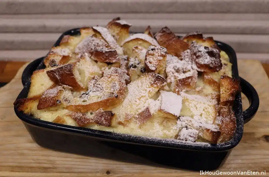 Broodpudding van oude oliebollen