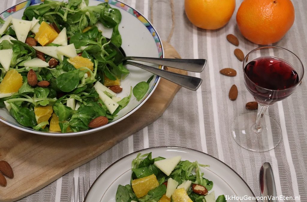 Salade met Manchego, amandel en sinaasappel